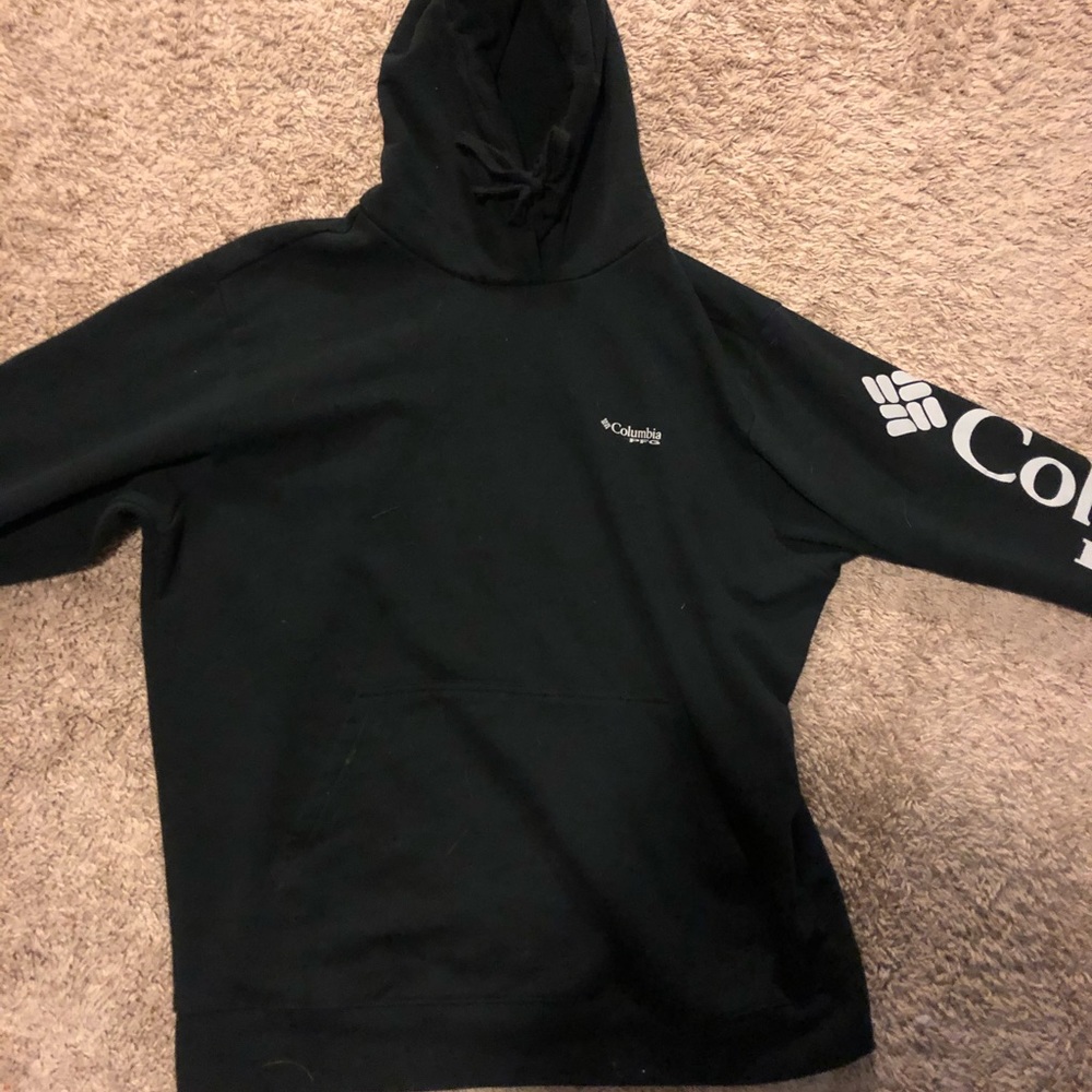 Black Colombia sweatshirts